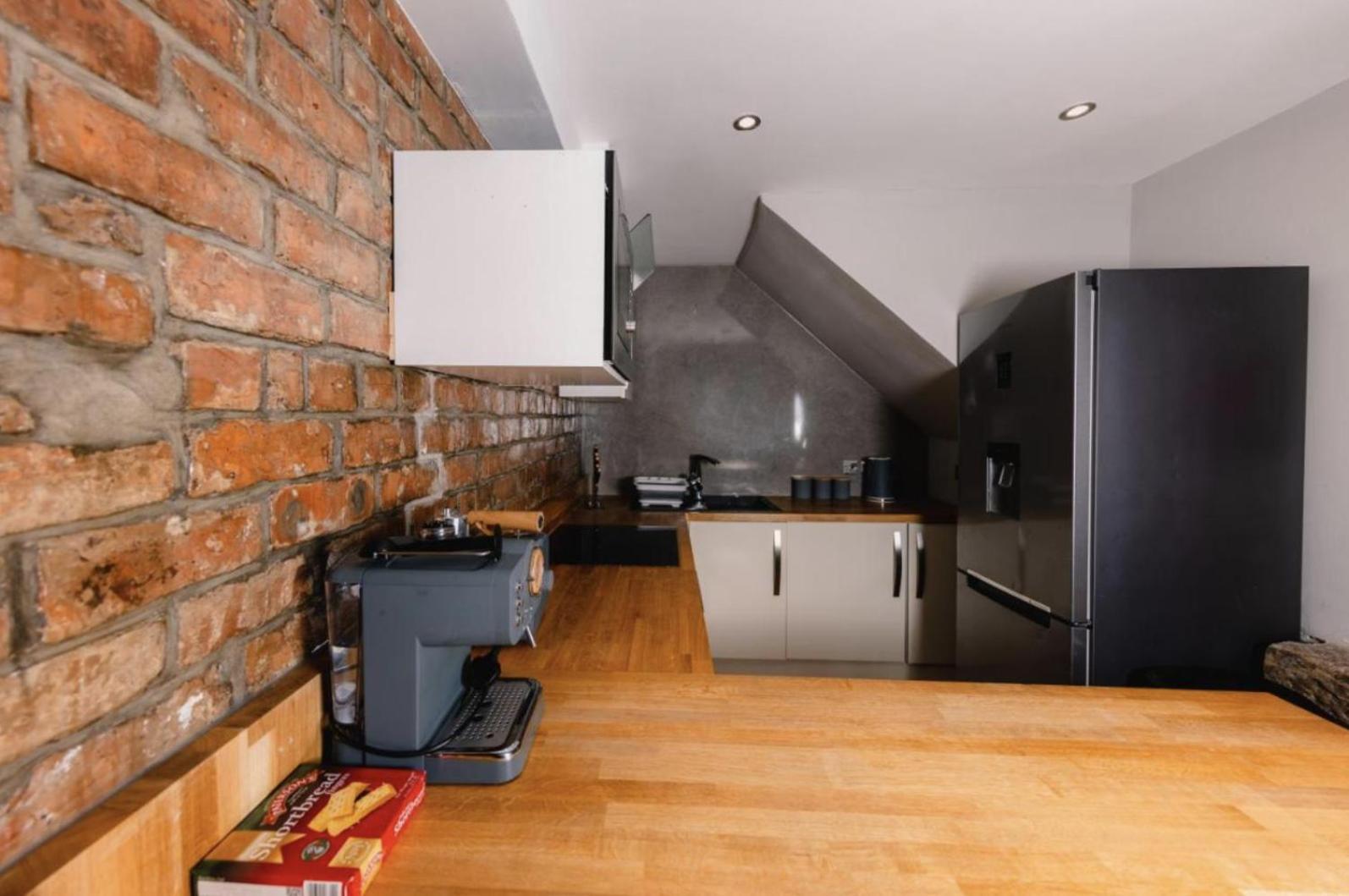 Superb Luxury Apartment By Canal - Central Эдинбург Экстерьер фото